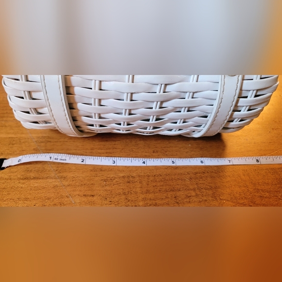 Vintage 1960's White Painted Wicker Bucket/Pail Purse Handbag Boho Retro Hippie - Picture 14 of 16